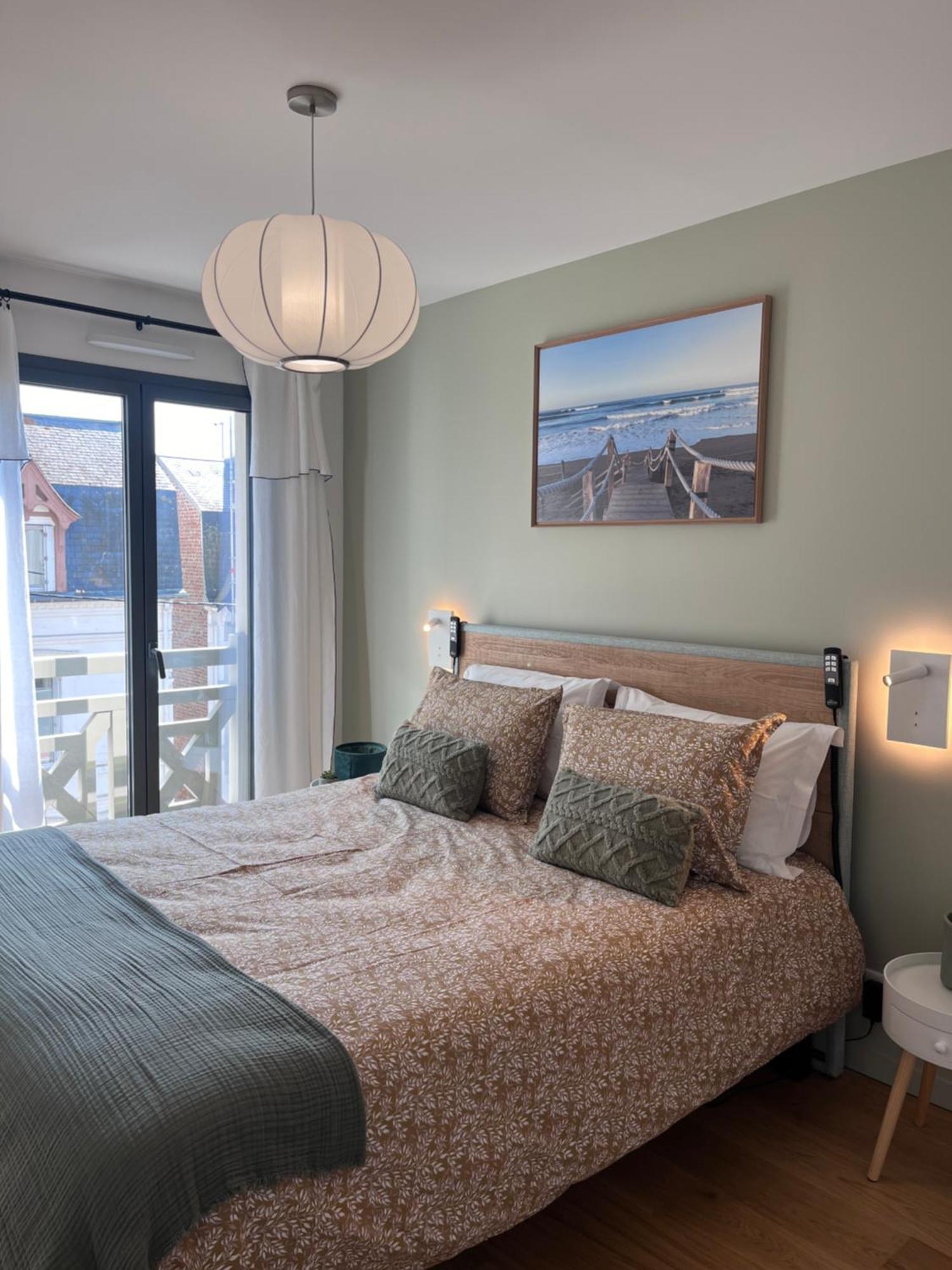 Apartment Standing, Centre,200m Place Morny